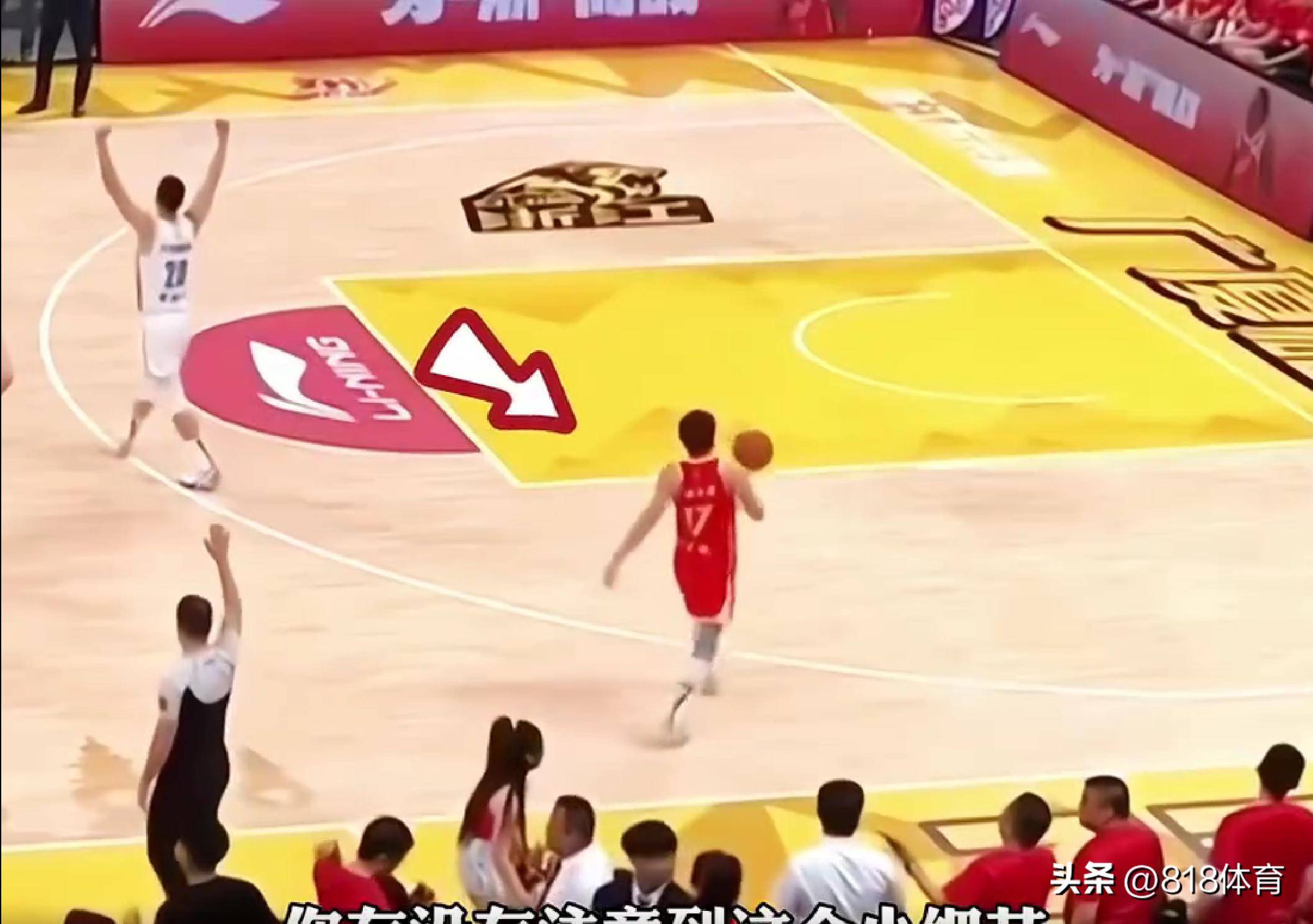 关键时刻，球队反超得分赢得胜利的简单介绍