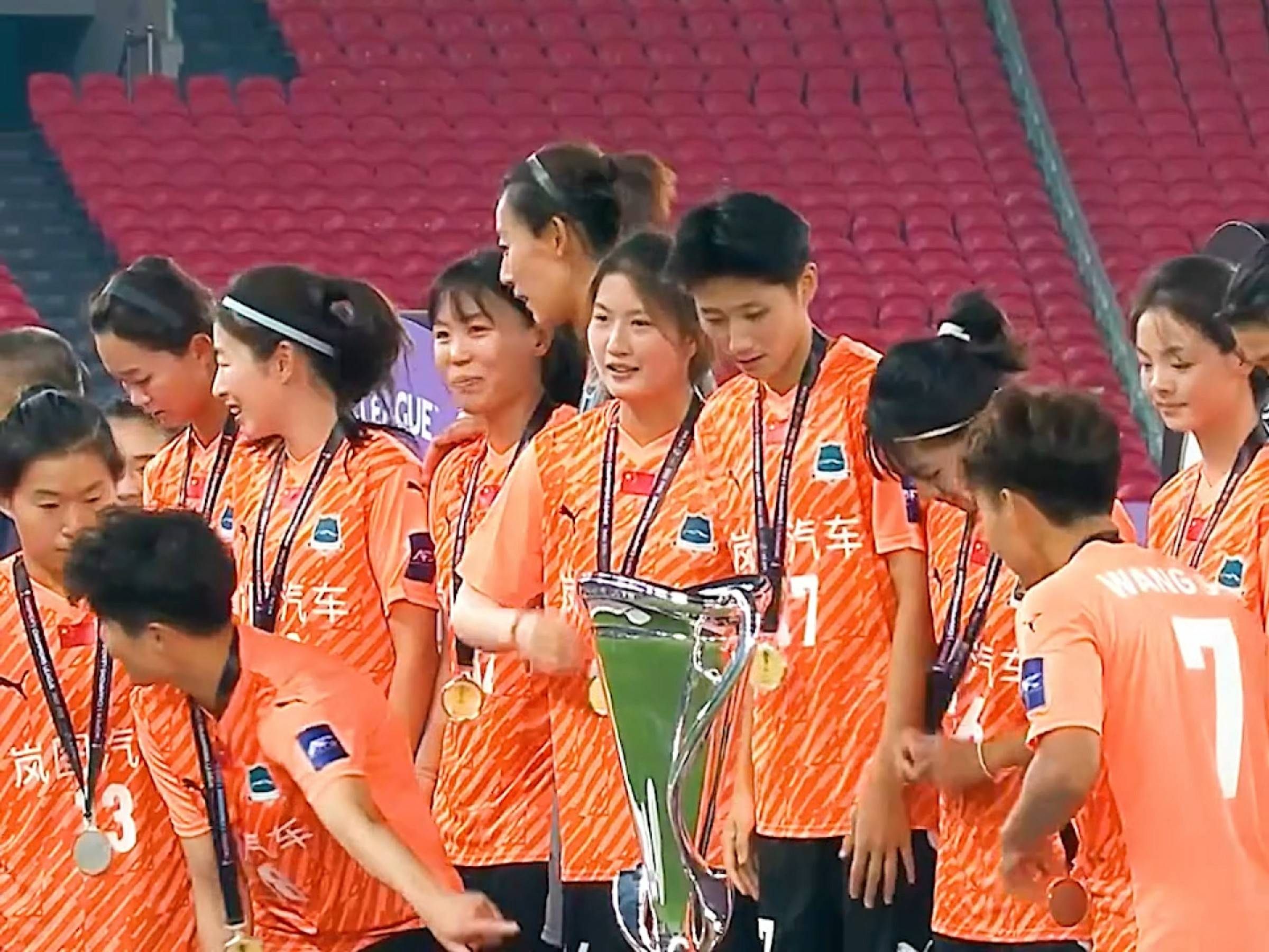 关于中国女足再添新喜讯,斩获亚洲盛宴金牌的信息 关于中国女足再添新喜讯,斩获亚洲盛宴金牌的信息