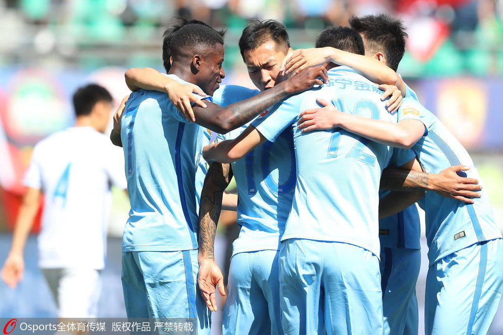 广州恒大战平江苏苏宁,双方握手言和的简单介绍 广州恒大战平江苏苏宁,双方握手言和的简单介绍