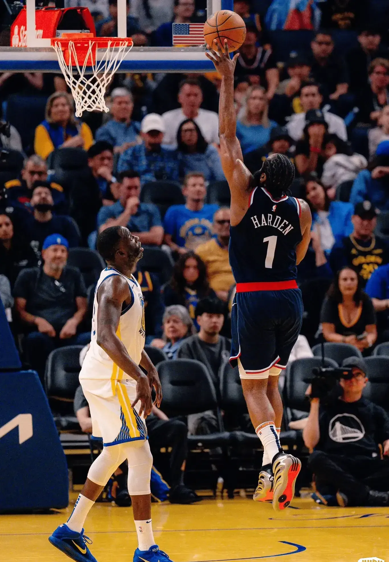 关于火箭惨败爵士,哈登一人难撑整队的信息 关于火箭惨败爵士,哈登一人难撑整队的信息