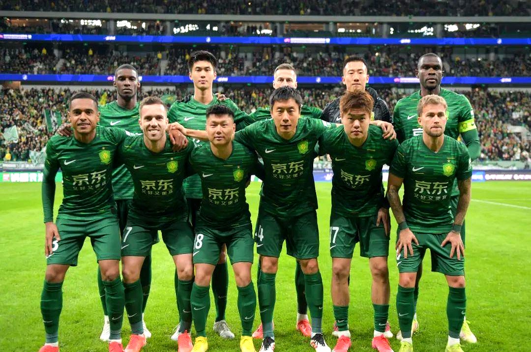 外援大爆发,带领球队登上胜利之巅 外援大爆发,带领球队登上胜利之巅