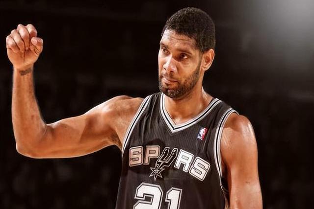 美国NBA球员代表在赛场上耀眼 美国NBA球员代表在赛场上耀眼