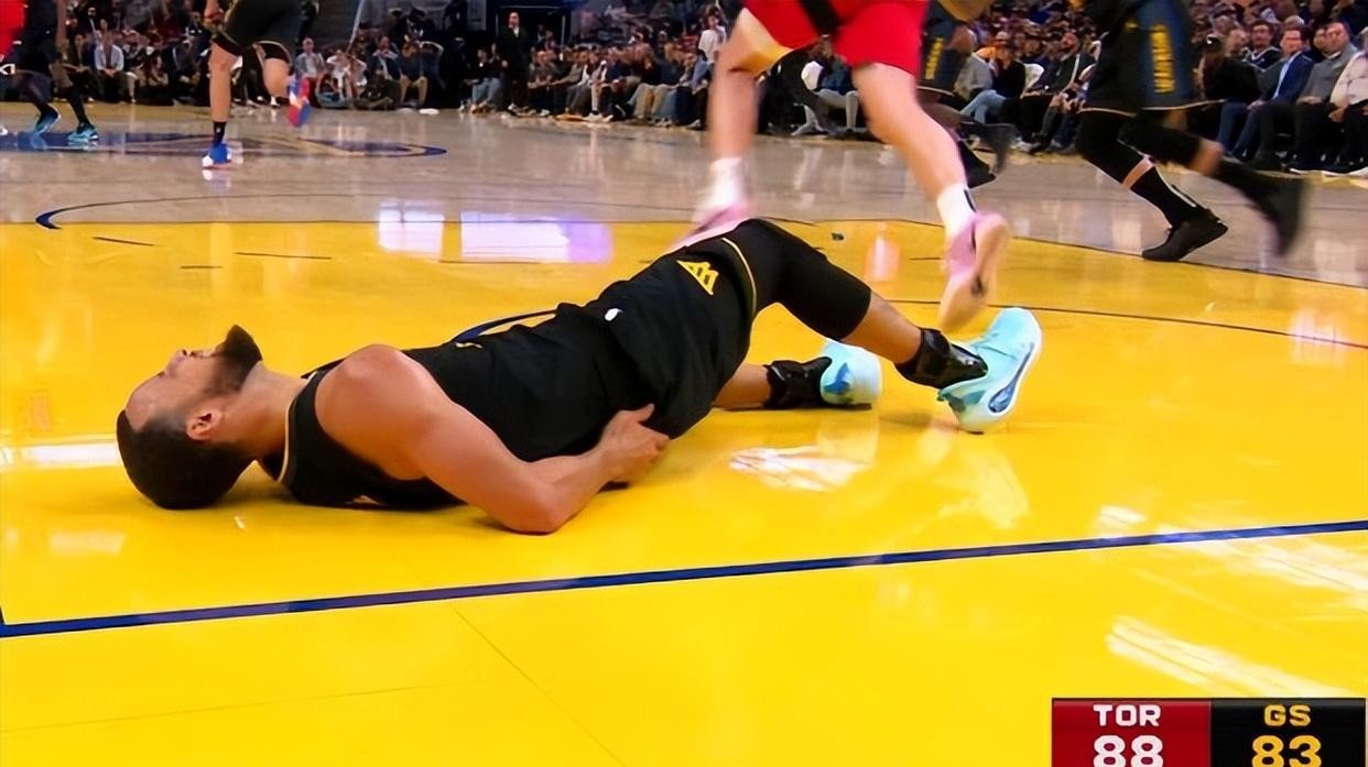 篮球巨星受伤退出赛季,球队备战艰难 篮球巨星受伤退出赛季,球队备战艰难