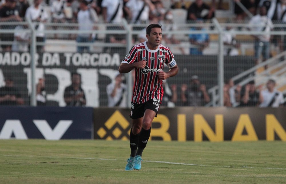 爱游戏入口-关于武汉卓尔成功挫败强敌，领跑争冠形势的信息