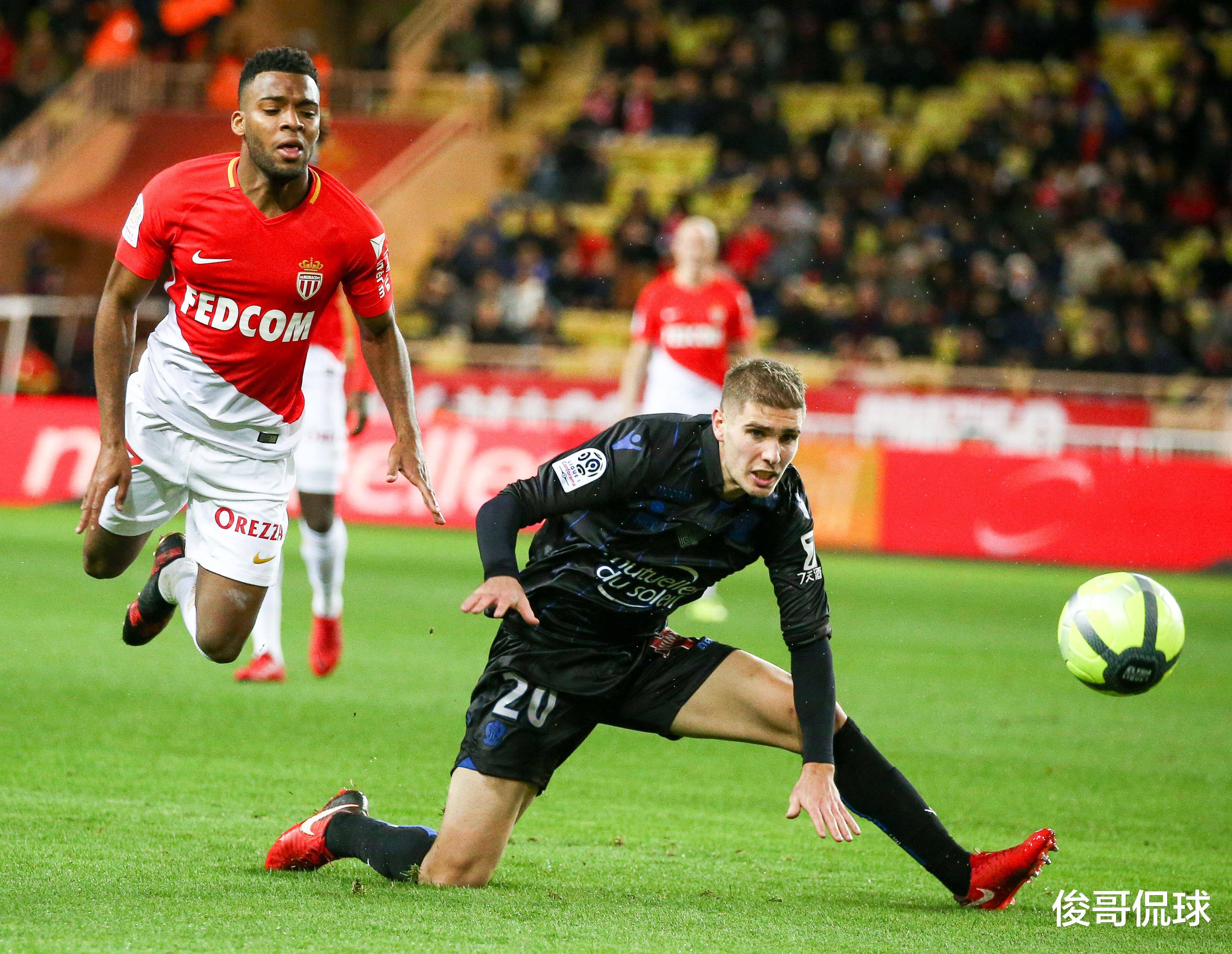 卡利亚里主场告捷中场核心表现抢眼的简单介绍 卡利亚里主场告捷中场核心表现抢眼的简单介绍