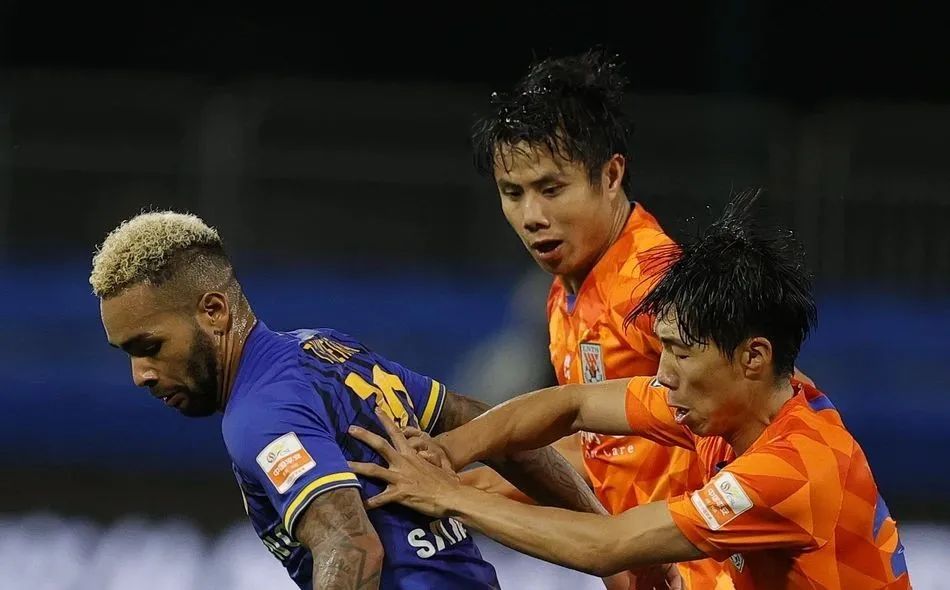 重庆力帆主场不敌江苏苏宁,遭遇两连败的简单介绍 重庆力帆主场不敌江苏苏宁,遭遇两连败的简单介绍