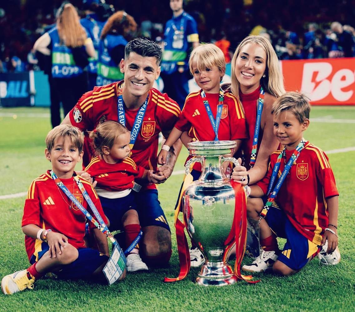 西班牙女子足球队传授训练心得