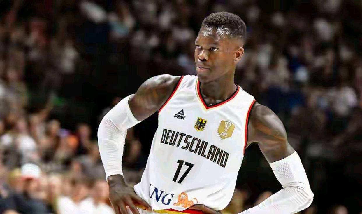 芬兰队表现出色,成功挺进欧预赛半决赛 芬兰队表现出色,成功挺进欧预赛半决赛