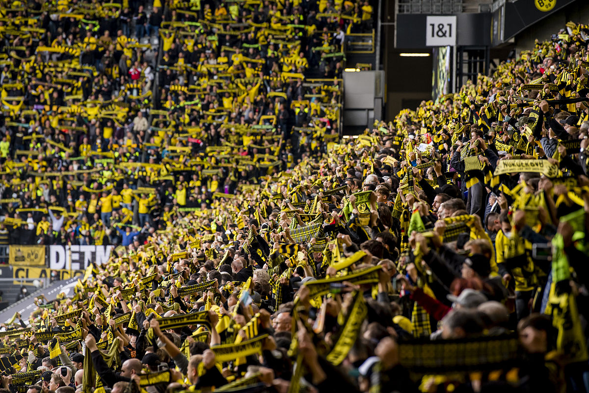 关于多特蒙德客场遭遇惨败,争冠前景蒙上阴影的信息 关于多特蒙德客场遭遇惨败,争冠前景蒙上阴影的信息