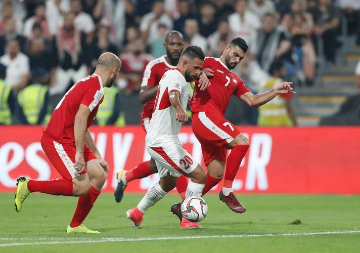 阿美尼亚国家队备战下一轮较量,球员状态火热 阿美尼亚国家队备战下一轮较量,球员状态火热