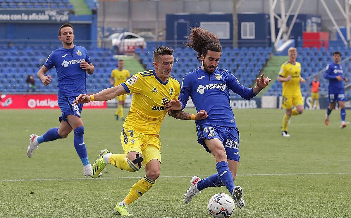 关于莱万特球员出色表现,帮助球队获得重要胜利的信息 关于莱万特球员出色表现,帮助球队获得重要胜利的信息