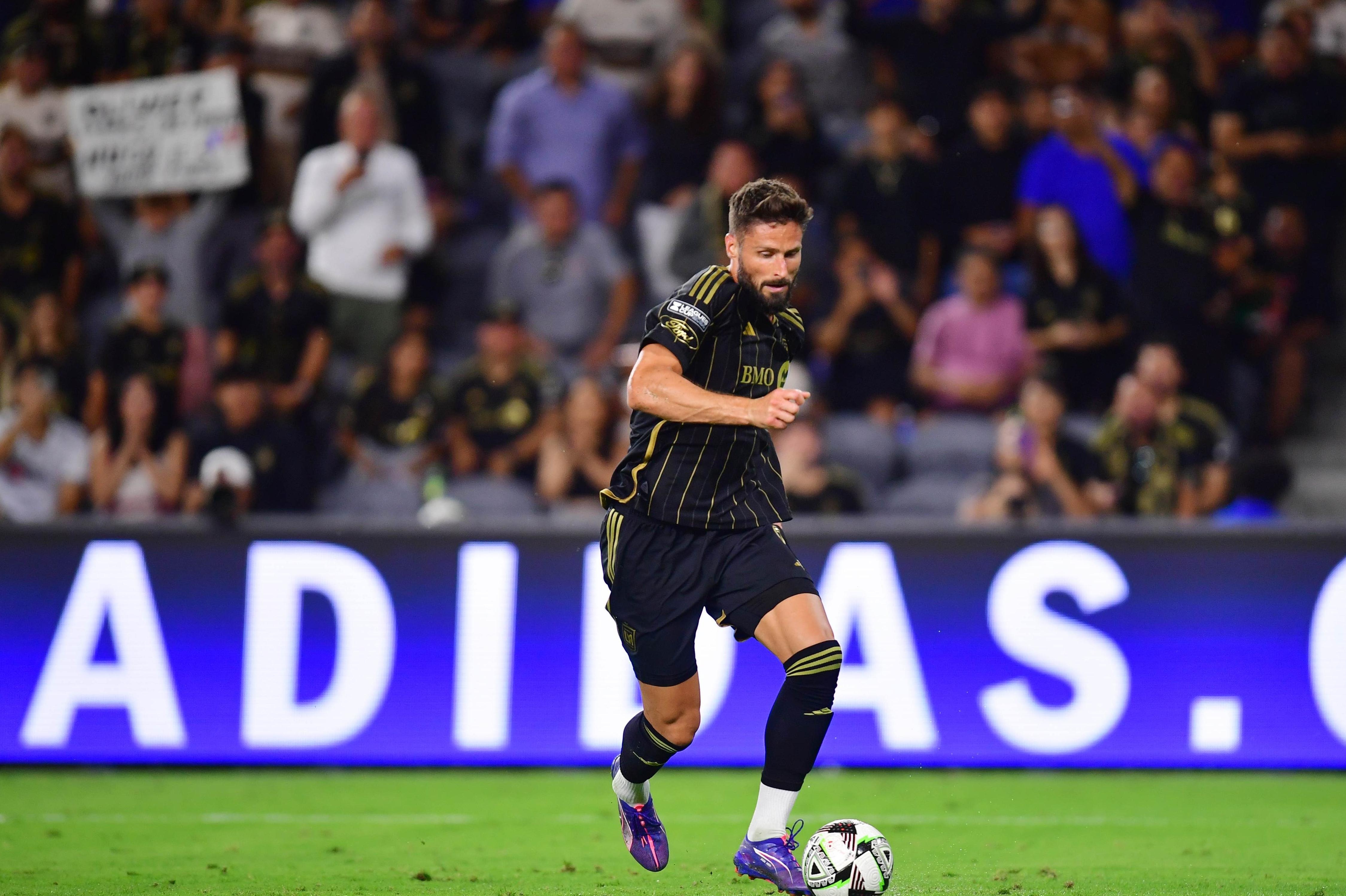 切尔西主场告捷,小组排名逐渐提升的简单介绍 切尔西主场告捷,小组排名逐渐提升的简单介绍